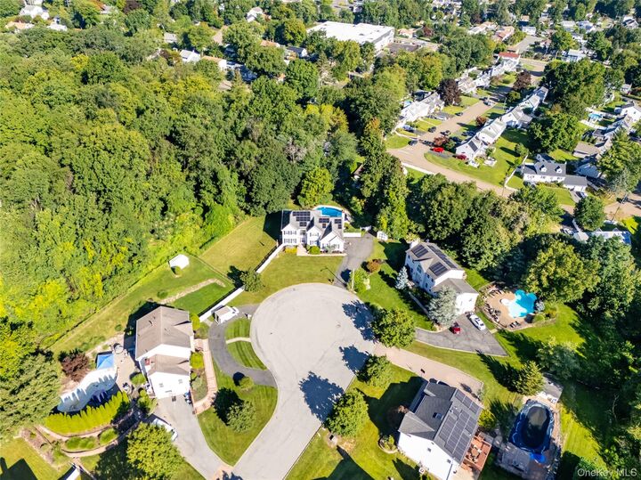 Property Photo:  10 Prendergast Court  NY 10923 