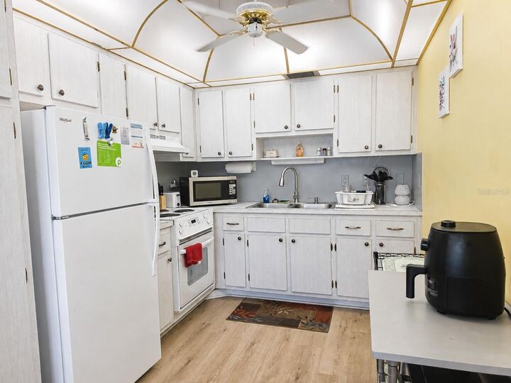 Property Photo:  8454 111th Street 108  FL 33772 