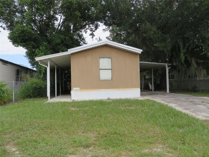 Property Photo: 36413 Cherrywood Lane FL 33541