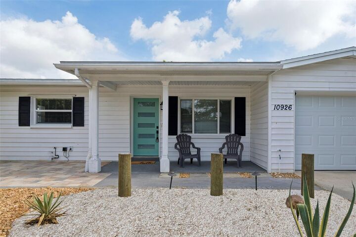 Property Photo:  10926 Temple Avenue  FL 33772 