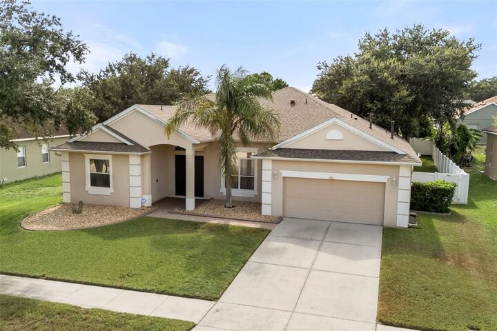 Property Photo:  4561 Powderhorn Place Drive  FL 34711 