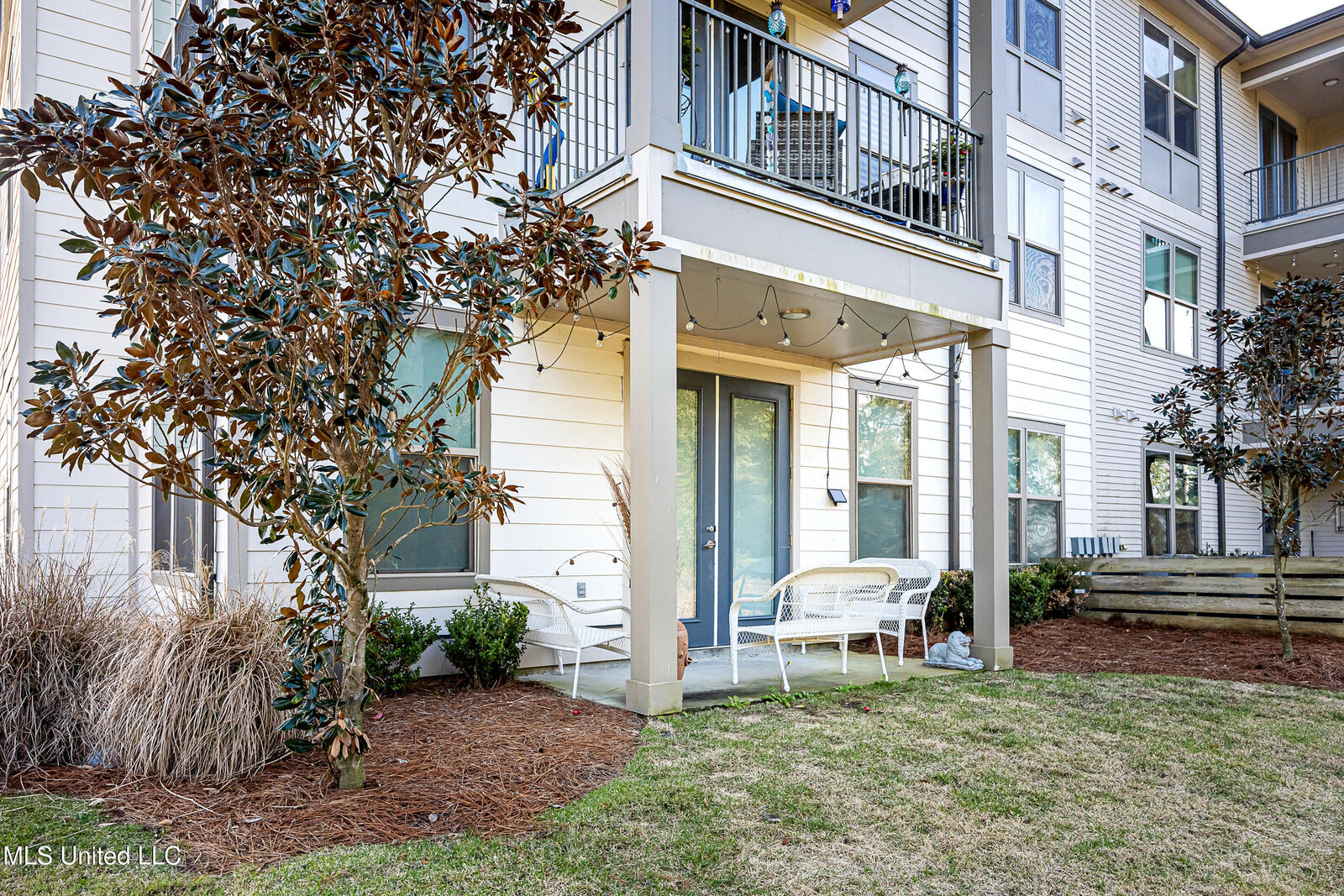 Property Photo:  2501 Bienville Boulevard  MS 39564 