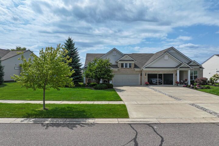 Property Photo:  6547 Prairie Dunes Drive  MI 48439 