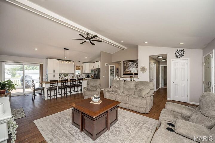Property Photo: 64 Robin Hood Drive MO 63379