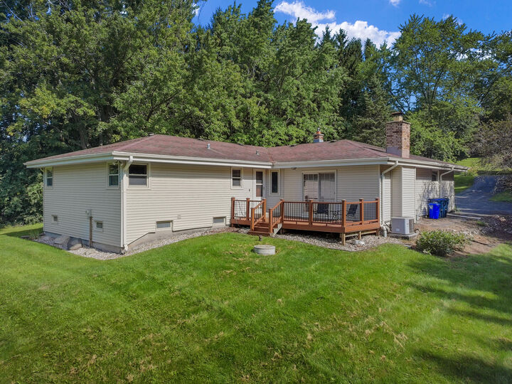 Property Photo:  S25w27059 Winnebago Way  WI 53188 
