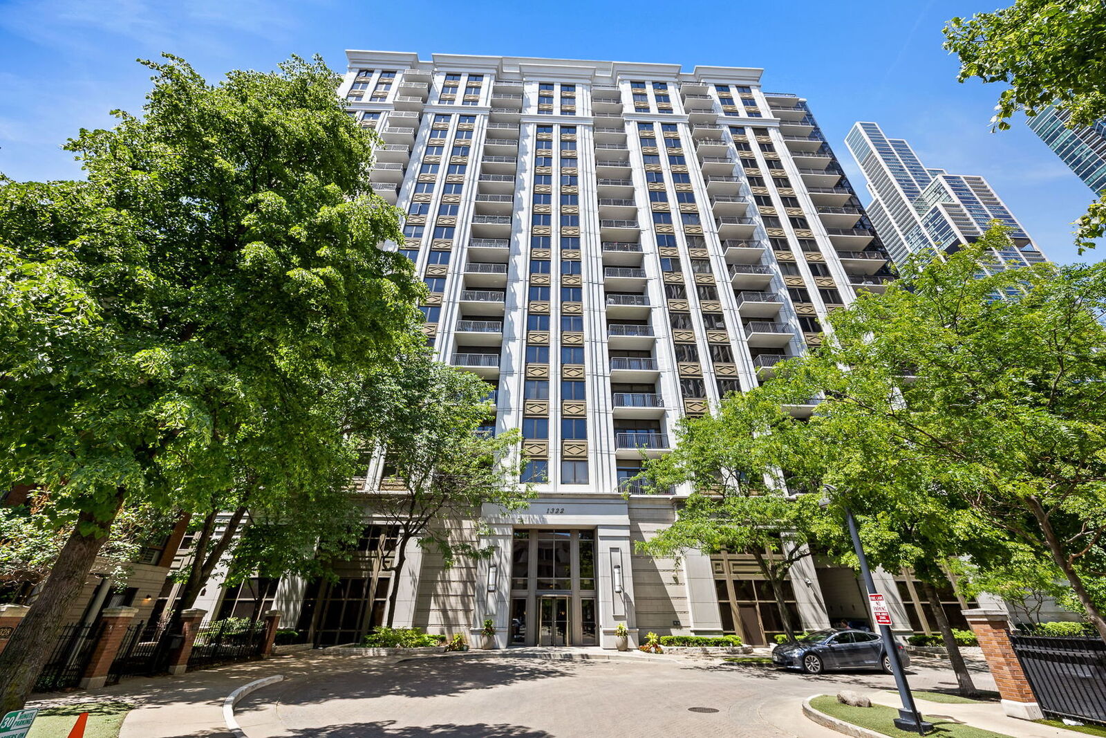 Property Photo:  1322 S Prairie Avenue 804  IL 60605 