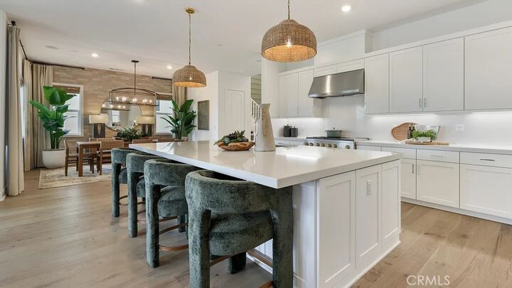 Property Photo:  29705 Calle La Roca  CA 91354 