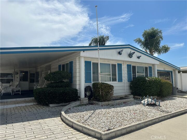 Property Photo:  975 Vista Grande Drive  CA 92543 