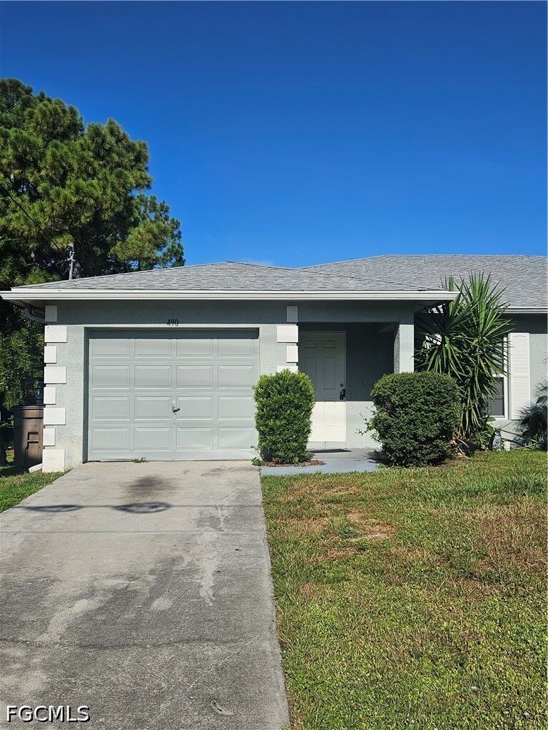 Property Photo:  490 Bell Boulevard S  FL 33974 