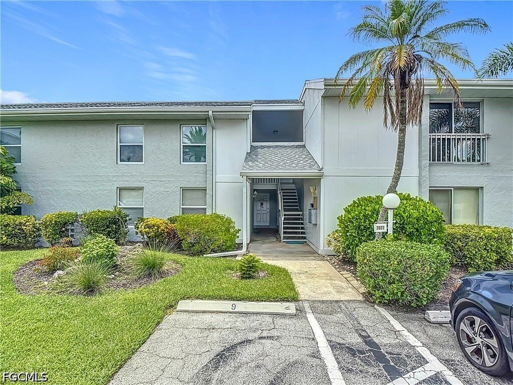 Property Photo: 7077 Quail Run Court E 16 FL 33908