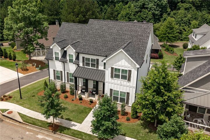 Property Photo: 105 Red Bluff Drive GA 30607
