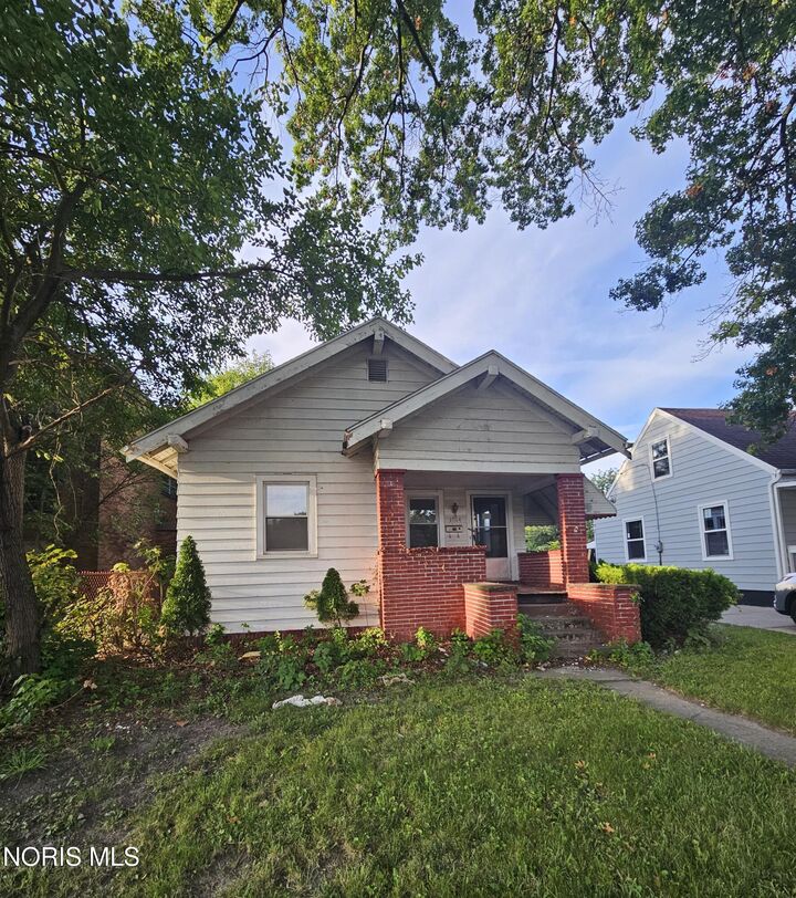 Property Photo: 1014 Clay Avenue OH 43608