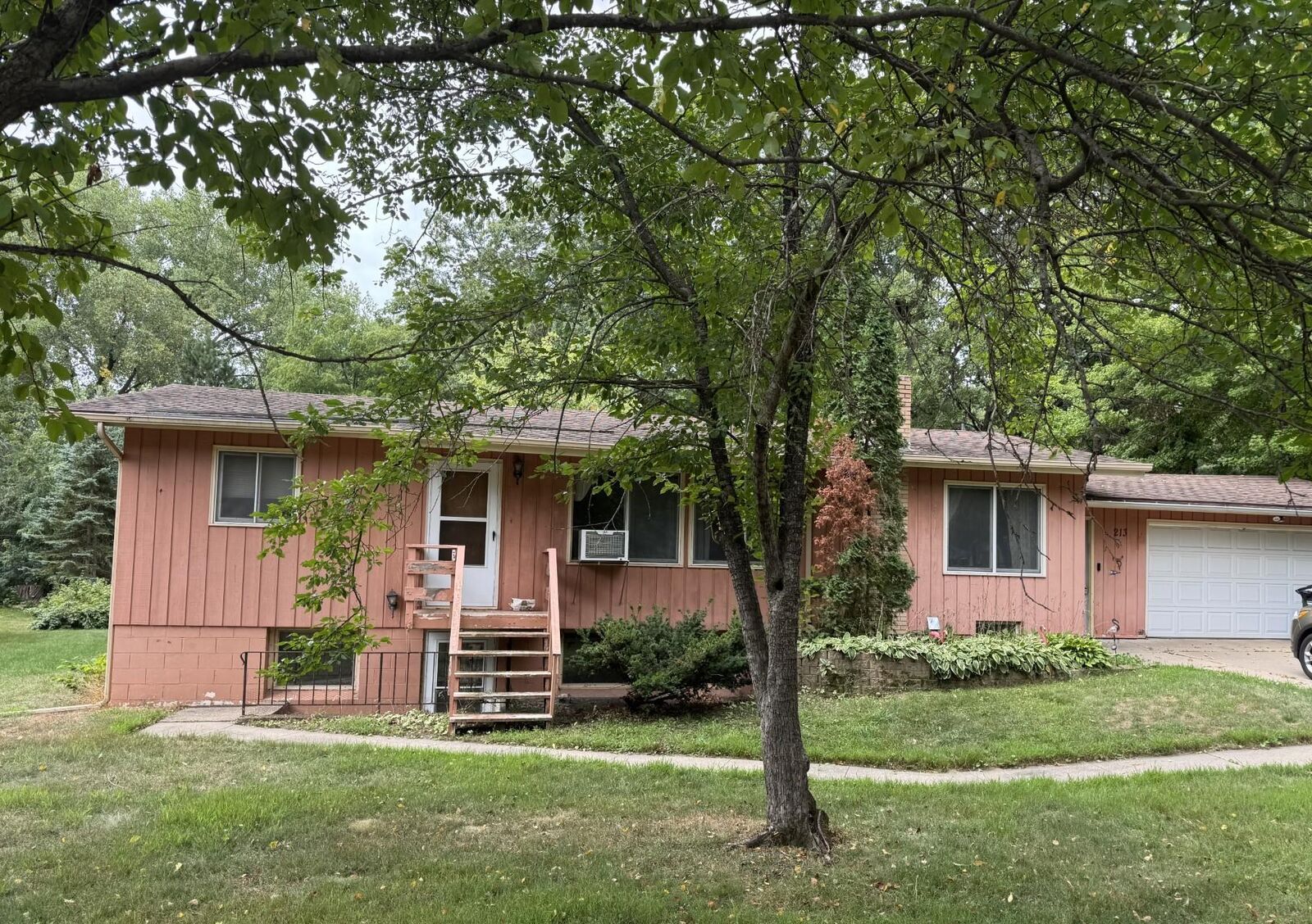 Property Photo:  213 8th Avenue N  MN 56377 