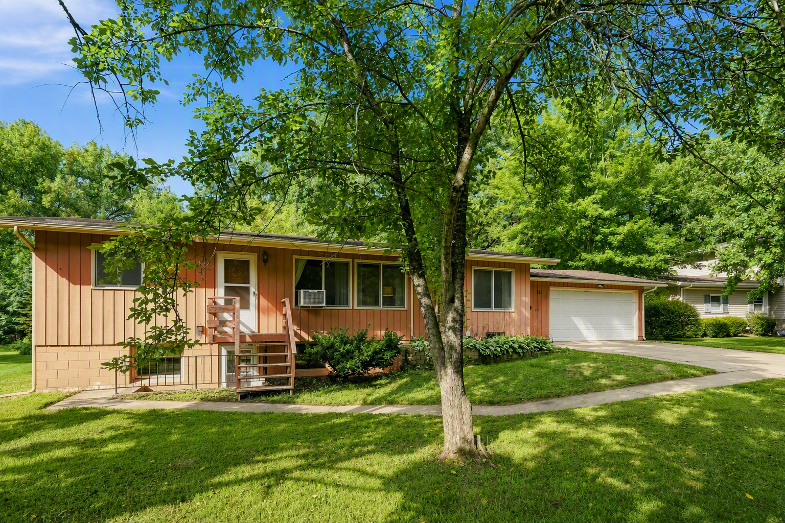 Property Photo:  213 8th Avenue N  MN 56377 
