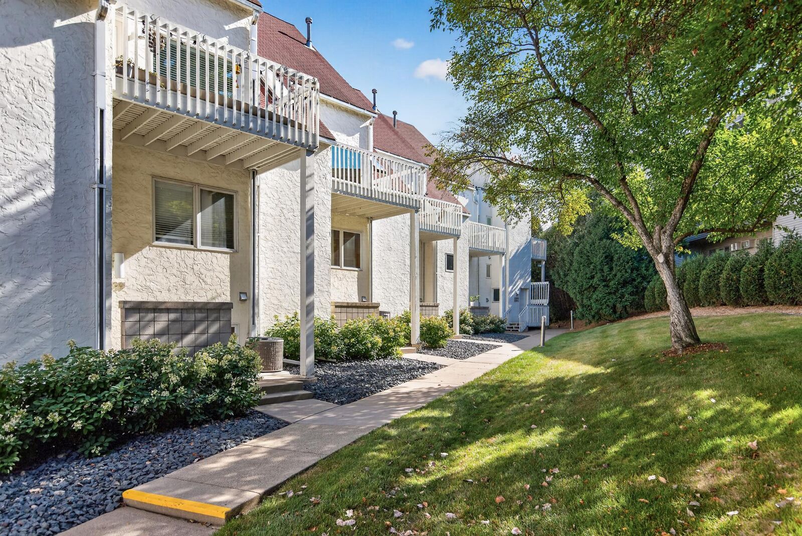 Property Photo:  3059 Lake Shore Drive A  MN 55416 