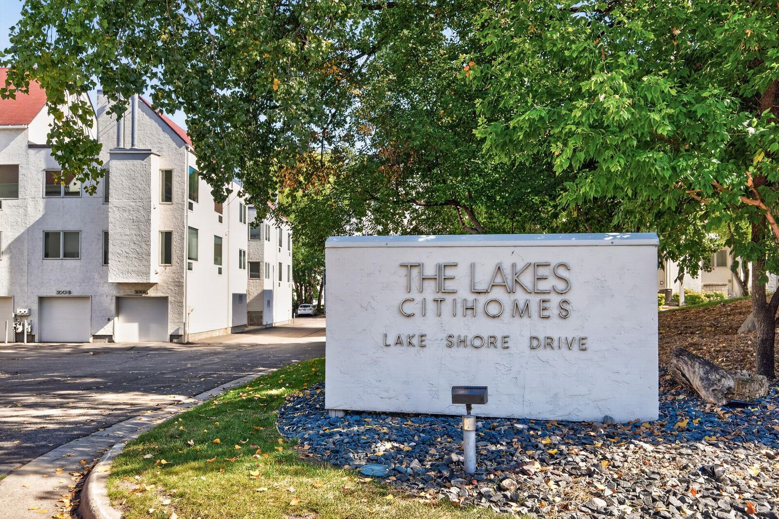Property Photo:  3059 Lake Shore Drive A  MN 55416 