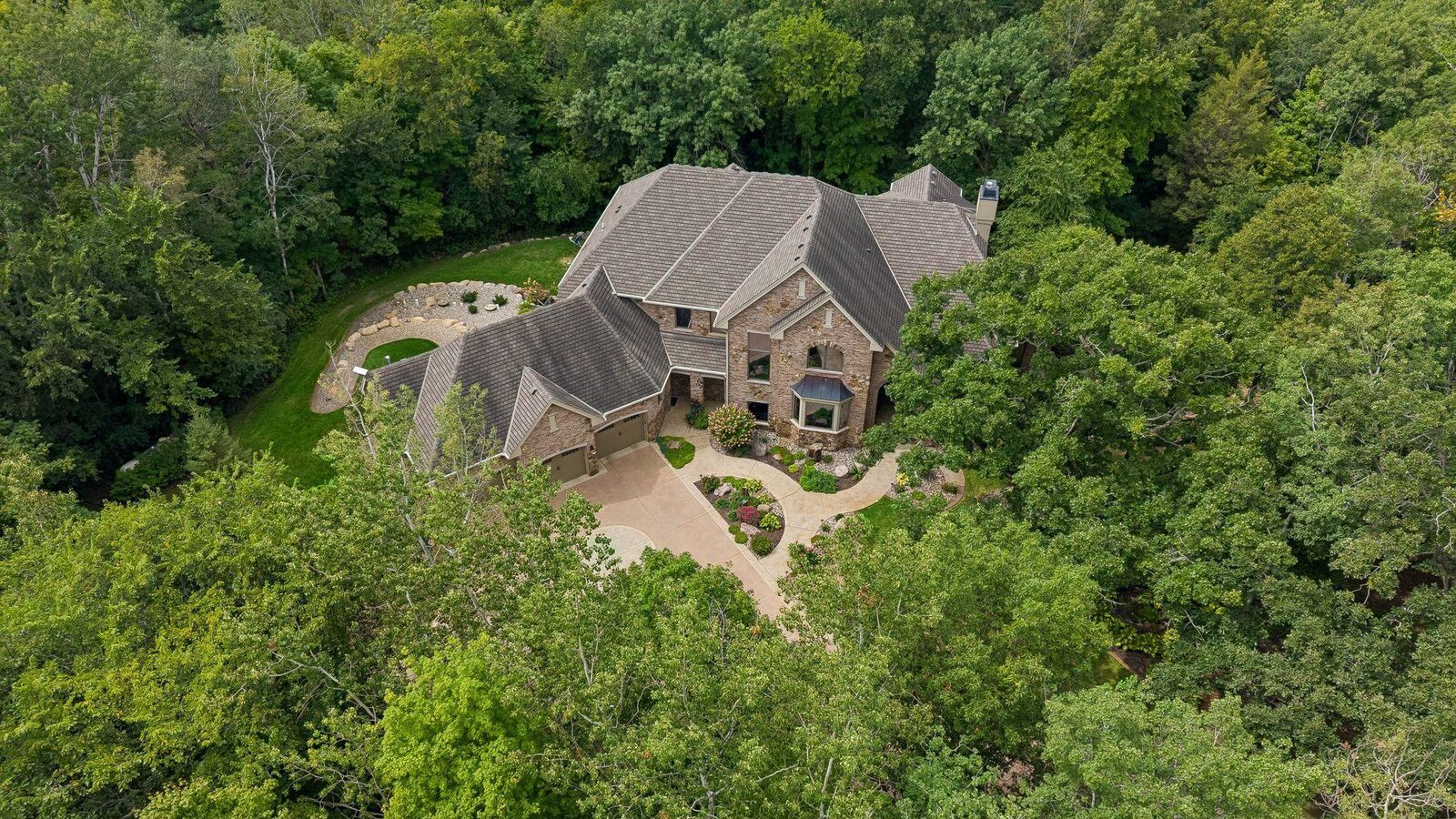 Property Photo: 17620 Xanadu Avenue MN 55352