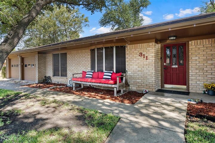 Property Photo:  311 S College Avenue  TX 76579 
