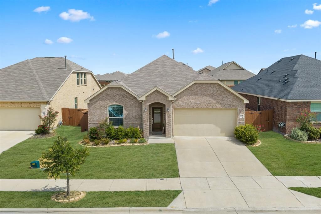 Photo de la propriété:  3318 Brentwood Cove  TX 75126 