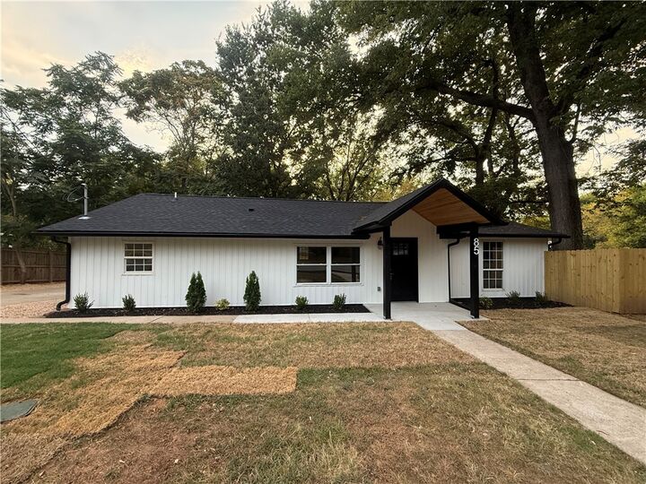 Property Photo:  85 Bois D Arc Street  AR 72730 