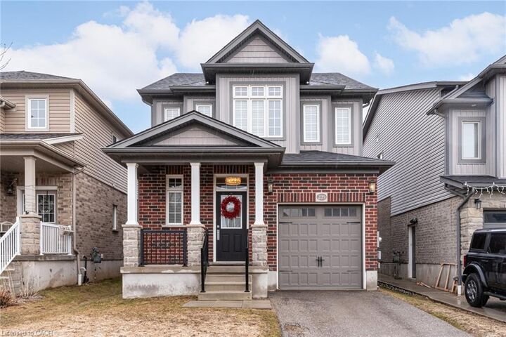 239 Cranbrook Street — photo 1