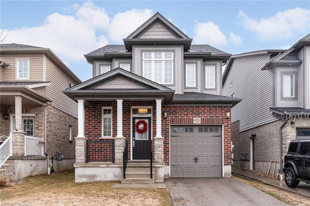Property Photo: 239 Cranbrook Street ON N2P 0B5