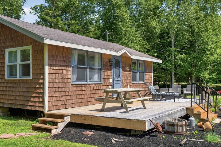 42 Peters Road — photo 1