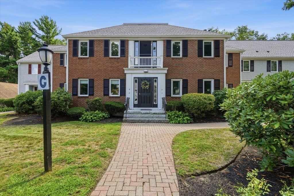 Property Photo:  225 Lincoln St G4  MA 02332 