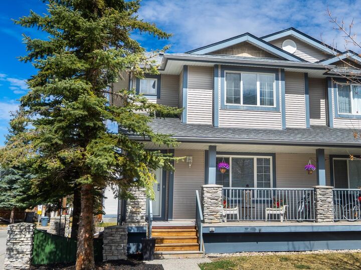 2376 Eversyde Avenue SW — photo 1