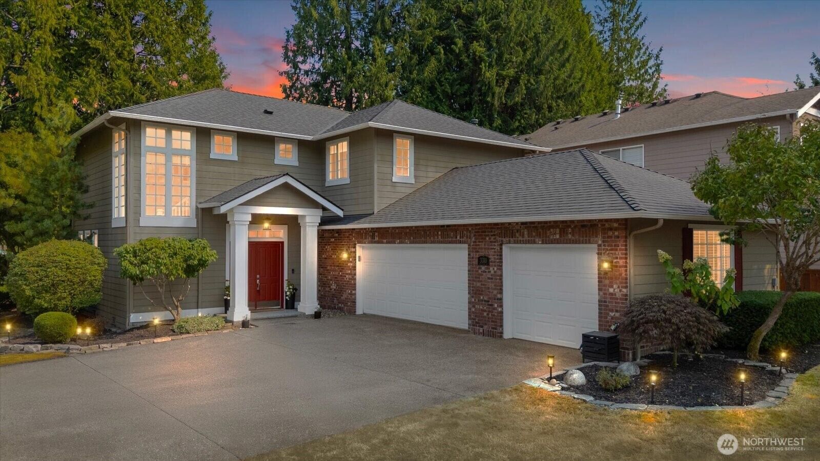 Property Photo: 3310 162nd Place SE WA 98012