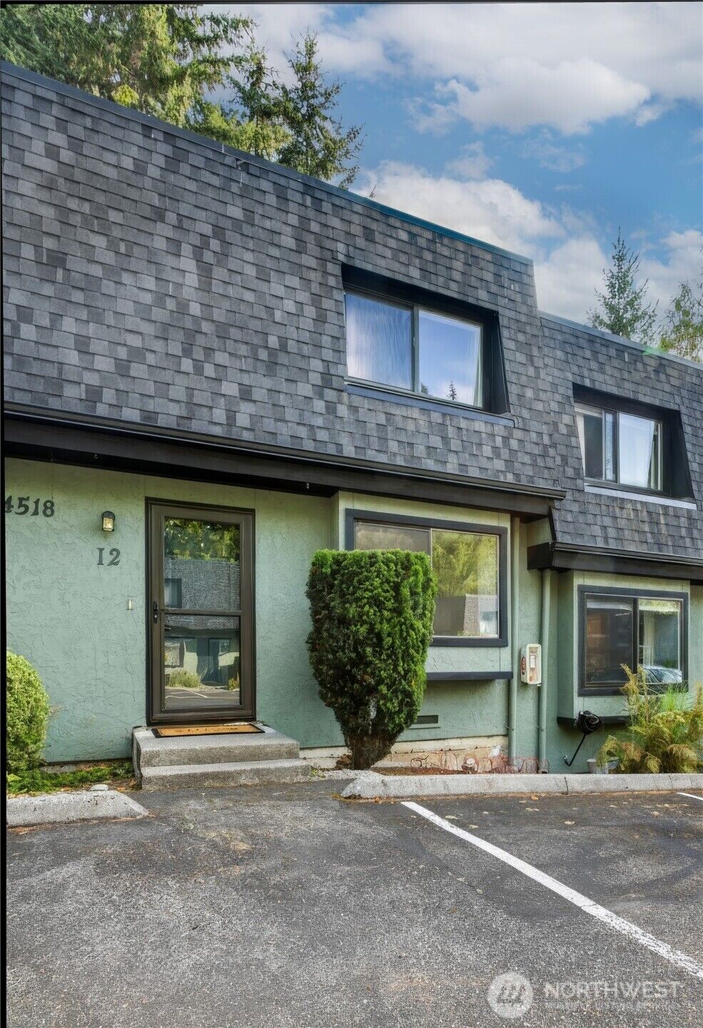 Property Photo:  4518  176th Street SW I2  WA 98037 