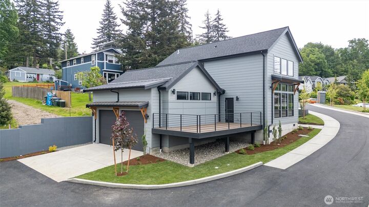 Property Photo:  1110  Divine Lane  WA 98229 