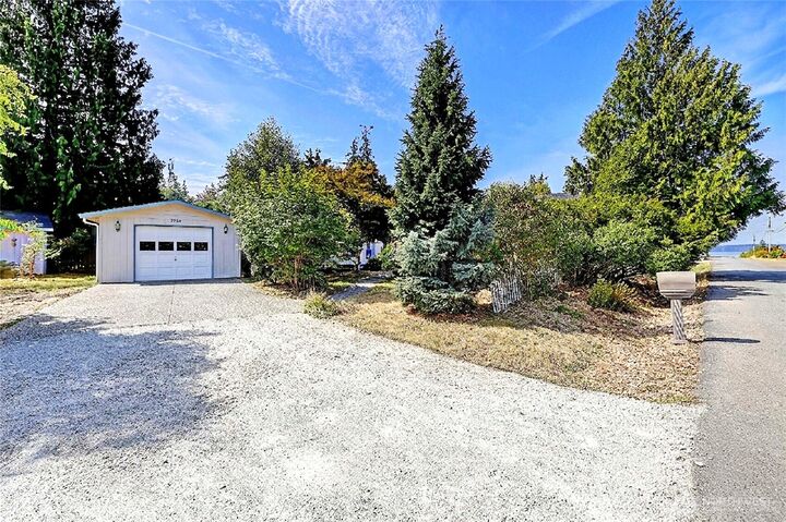 Property Photo:  9224  192nd Street NW  WA 98292 