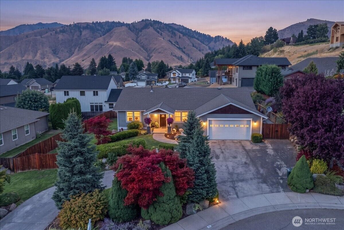 Property Photo: 109 Cascade Place WA 98815