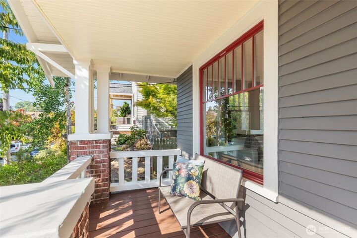 Property Photo: 3240 35th Avenue S WA 98144