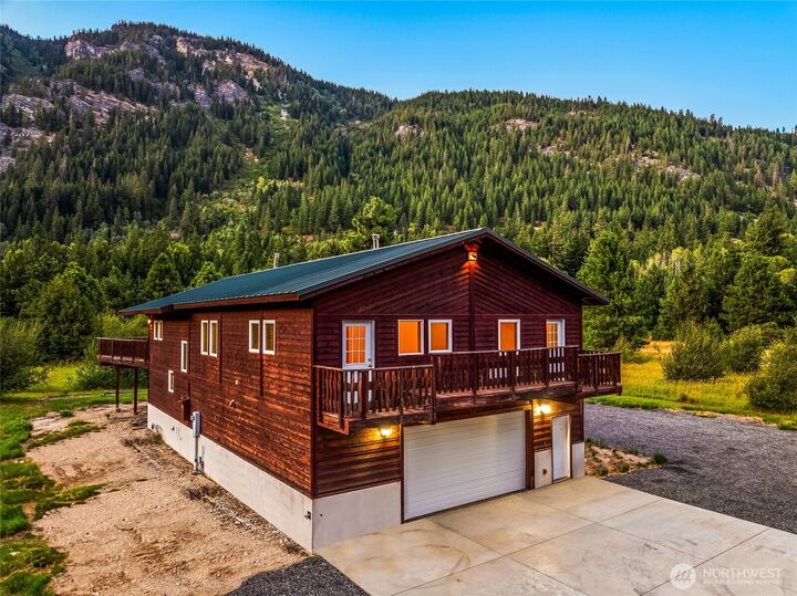 Property Photo:  18595  US Highway 2  WA 98826 