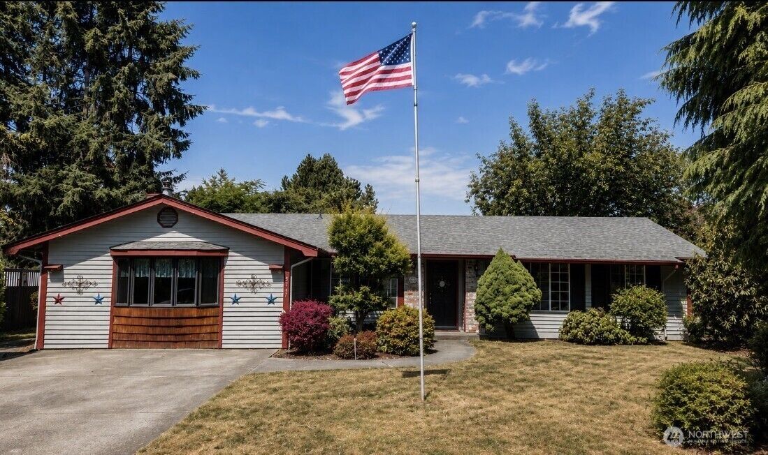 Property Photo: 5717 60th Street Ct W WA 98467