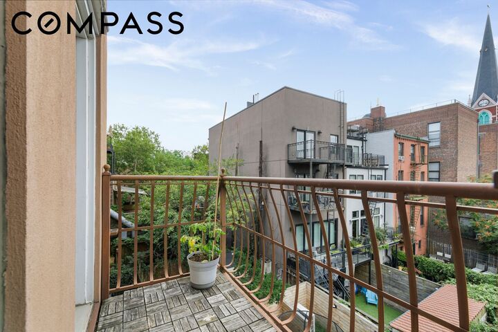 Property Photo: 564 Henry Street 3 NY 11231