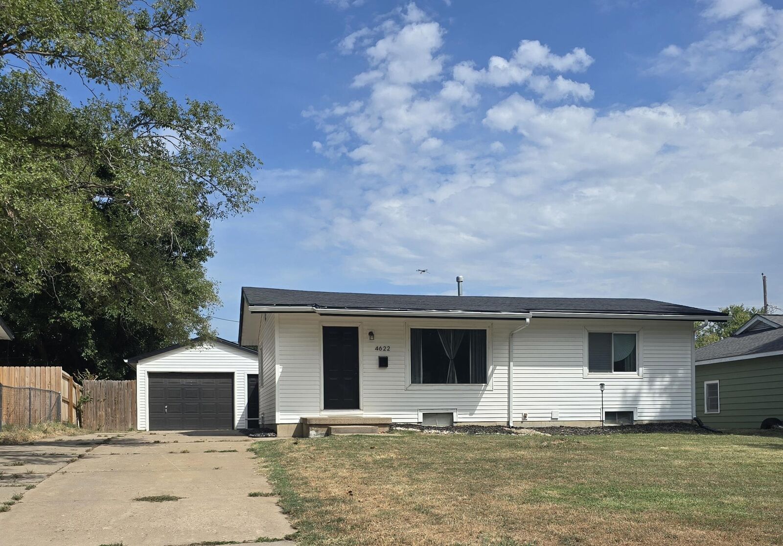 Property Photo: 4622 S Vine KS 67217
