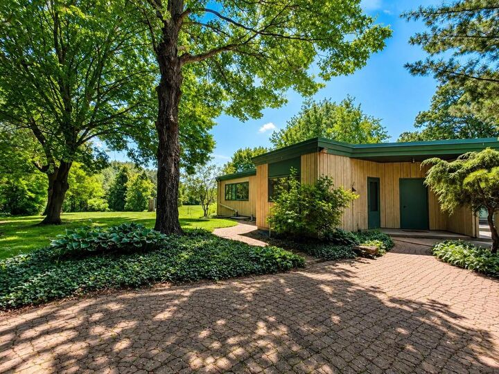 Property Photo: 1520 Emerson Street WI 53511