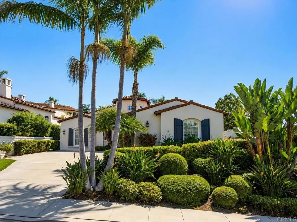 Property Photo:  1745 Hummingbird Road  CA 92011 