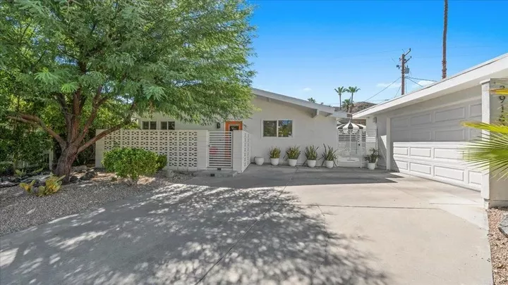 Property Photo:  39162 Karen Street  CA 92234 