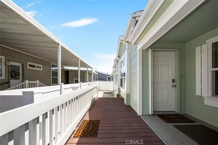 Property Photo:  16422 Poipu Ln  CA 92649 