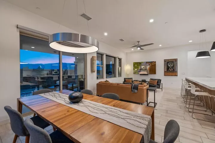 Property Photo:  1401 Retreat Circle  CA 92260 