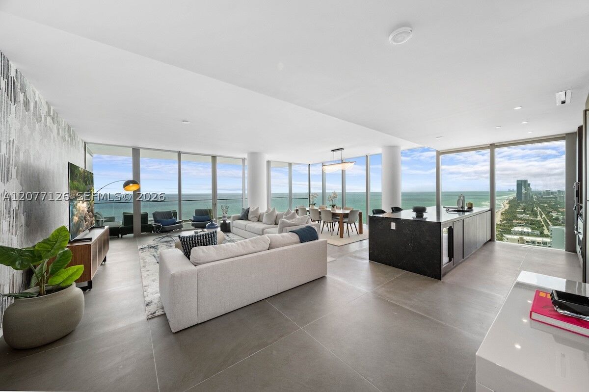 Property Photo: 2000 S Ocean Dr 31B FL 33009
