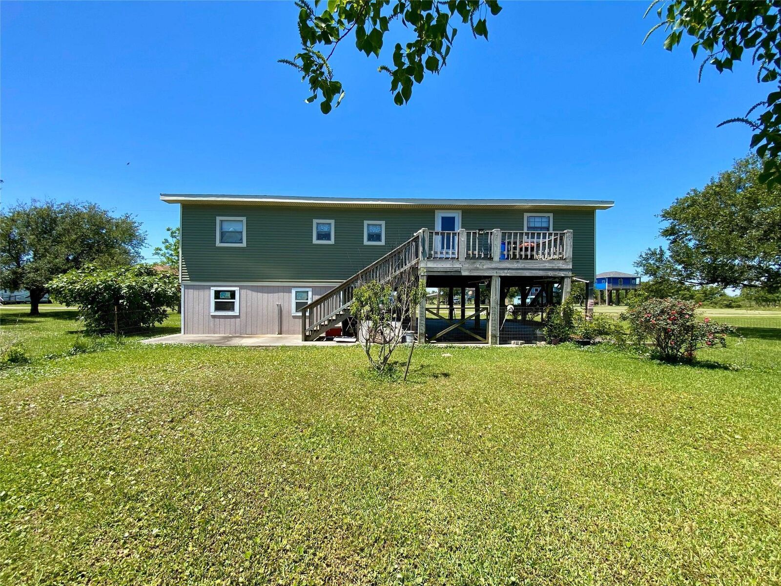 Property Photo: 1228 Bahama Ln. TX 77650