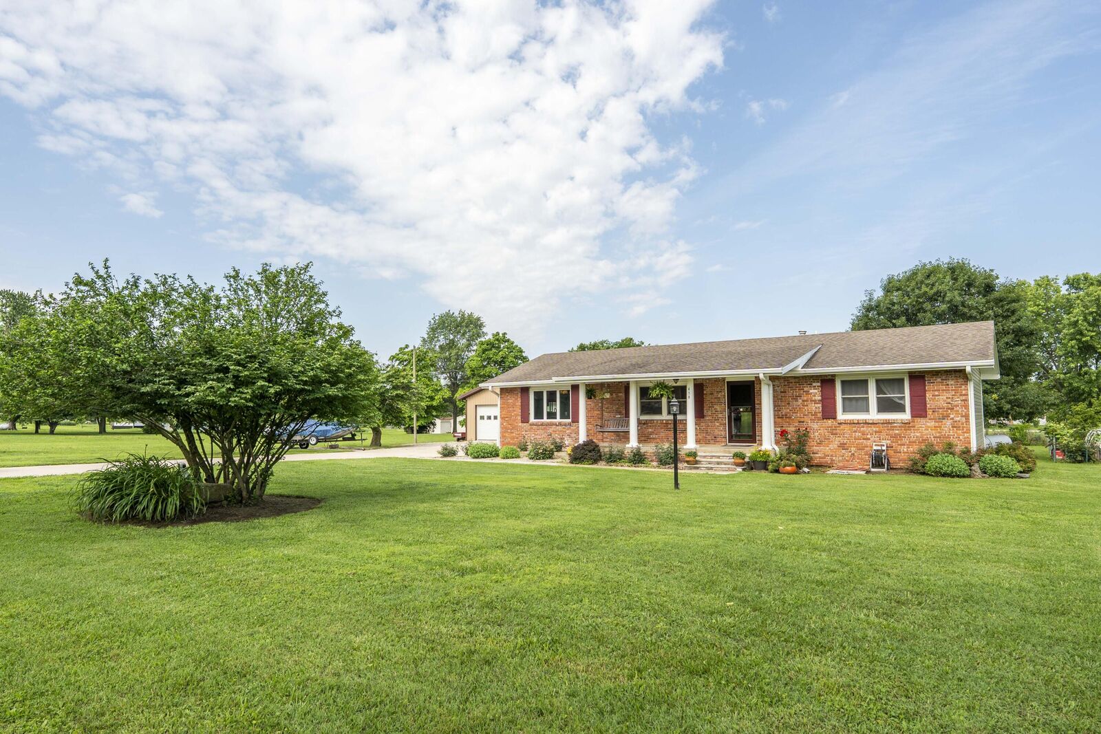 Property Photo:  419 E Northview Circle E  MO 65648 