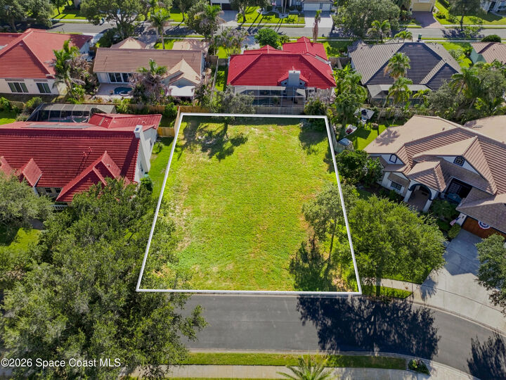 Property Photo: 565 Newport Drive FL 32903
