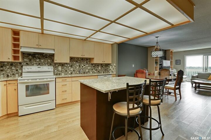 Property Photo:  3520 Hillsdale Street 801  SK S4S 5Z5 