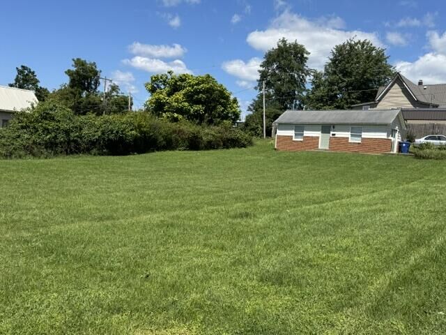 Property Photo:  319 Broadway St.  OH 45692 